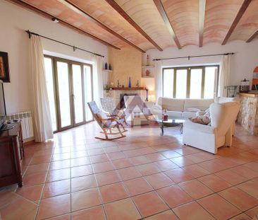 5 room luxury Farmhouse for rent in Portocolom, Spain - Photo 2