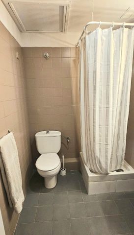 Estudio de alquiler en Carrer de Valldonzella, 33, El Raval - Photo 3