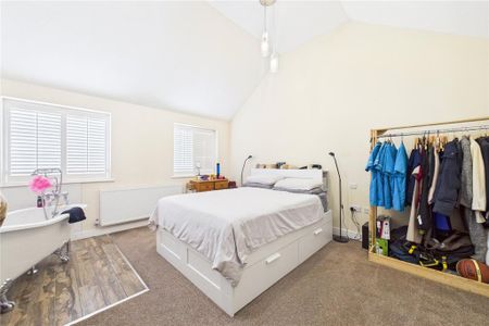 2 bedroom detached house to rent - Photo 4