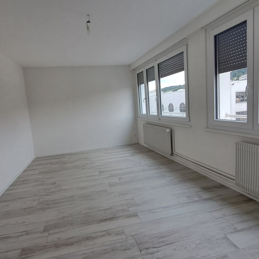 Appartement 2,5 pièces dans immeuble récemment rénové - Photo 1
