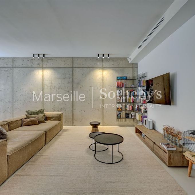 Appartement 6 pièces 201m2 MARSEILLE 8EME 4 500 euros - Photo 1