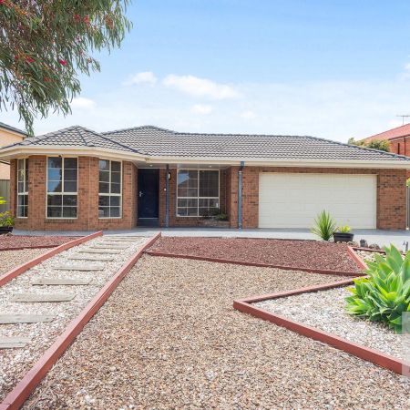 Family Home! - Photo 4