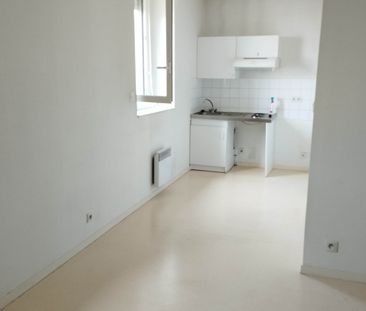 Appartement - 2 pièces - 35,80 m² - Laval - Photo 2
