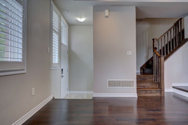 For Lease - 45 Heron Park Place Unit# 18, Toronto, Ontario - Photo 1