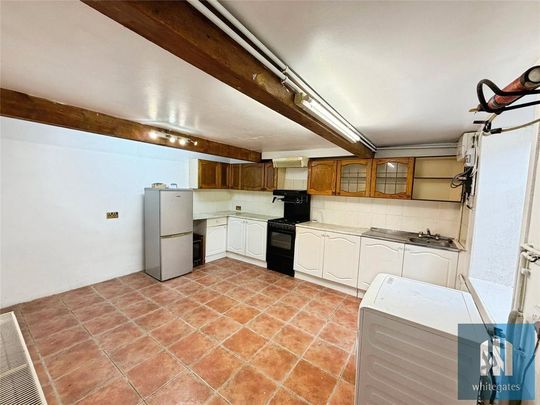 2 bedroom terraced house to rent - Photo 1