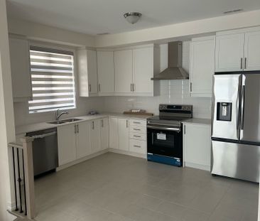 For Lease - 1551 Moonseed Place, Milton, Ontario - Photo 4