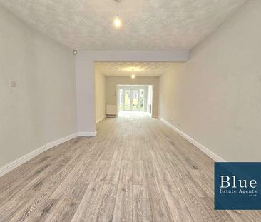 Victoria Gardens, Hounslow, TW5 - Photo 1