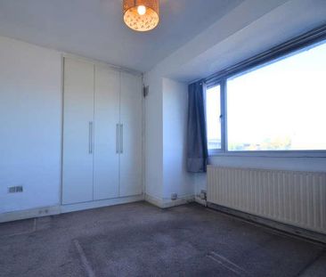 London Road, Staines-upon-thames, TW18 - Photo 5