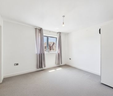 1 bedroom Flat in Hibbert House, Maidenhead - Photo 1
