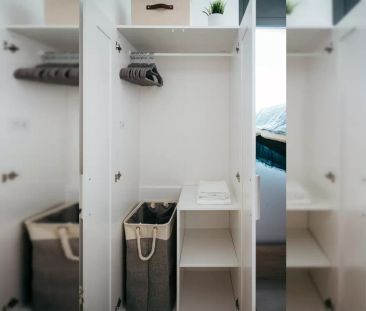 Room in a shared 5-bedroom apartment for rent in el Poblenou, Barcelona - Photo 5