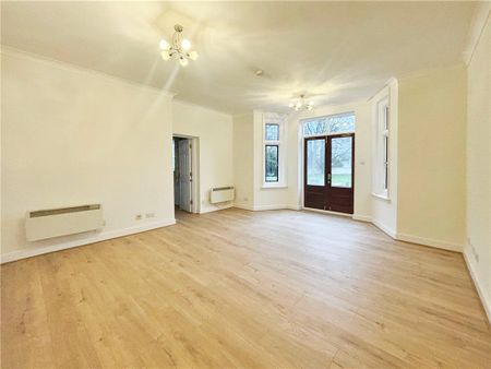 Ferry Lane, Wraysbury, Staines-upon-Thames, Berkshire, TW19 6HG - Photo 2