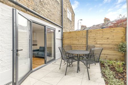 Furness Road, London, SW6 - Photo 3