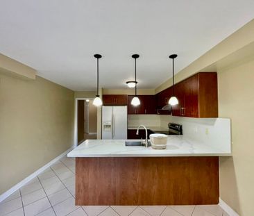 For Lease - 72 Darren Avenue, Whitby, Ontario - Photo 3