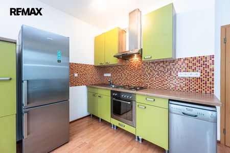 Pronájem bytu 1+kk v osobním vlastnictví 33 m², Praha 10 - Pitkovice - Photo 3