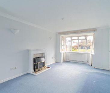 3 bedroom detached house to rent - Photo 3