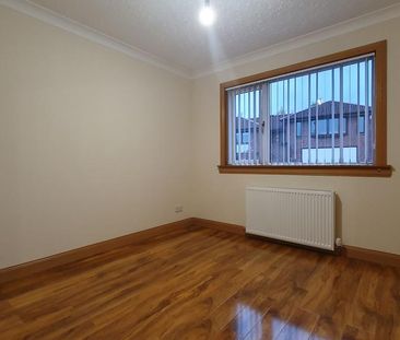 3 bedroom detached bungalow to rent - Photo 1