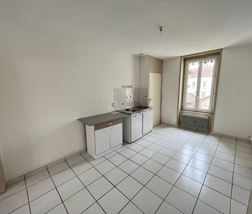 T1 - 3eme étage - Photo 4