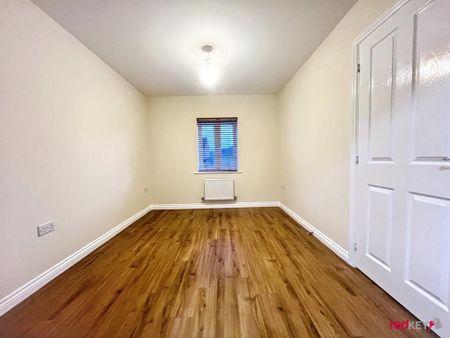 1 bedroom coach house to rent - Photo 5