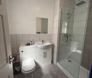 4 bedroom house of multiple occupation to rent - Photo 6