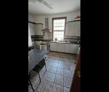 Room in a Shared Flat, Castelnau, SW13 - Photo 6