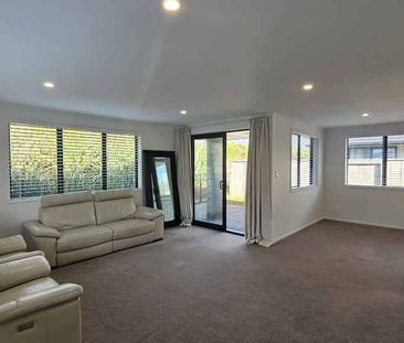 Home On Hills View - Photo 1