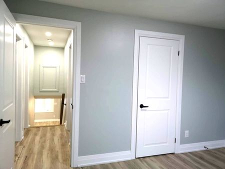 For Lease - 58 Erinlea Crescent Unit# Main, Toronto, Ontario - Photo 2