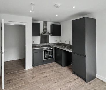 1 bedroom flat to rent - Photo 2