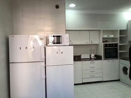 Carrer Cirilo Amorós, Valencia, Valencian Community 46004 - Photo 3