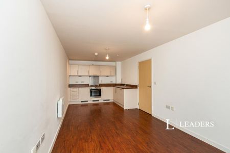 1 bedroom flat to rent - Photo 4