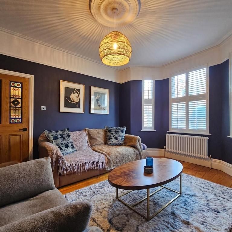 3 bedroom end of terrace house to rent - Photo 1