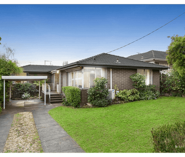 Comfort, Space & Convenience in the Heart of Bulleen - Photo 2