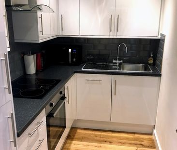 2 Bed Flat, Gloucester Terrace, W2 - Photo 6