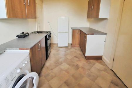 1 bedroom maisonette to rent - Photo 2
