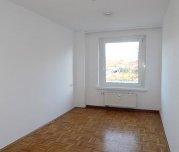 Großer Balkon… Einbauküche… – ID 2163 - Photo 2