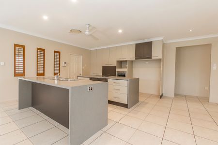 7 Scarisbrick Drive, Kirwan QLD 4817 - House For Rent | Domain - Photo 4