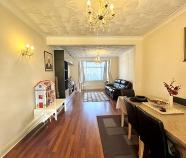 3 bedroom terraced house to rent - Photo 2
