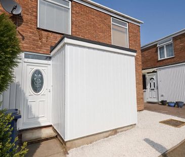 3 bedroom terraced house to rent - Photo 4