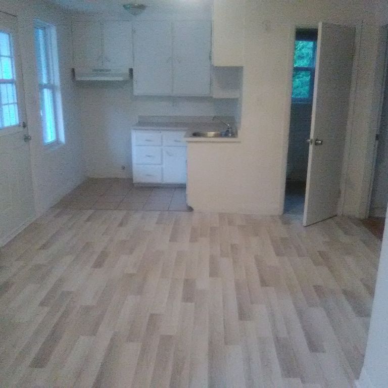 5½ Centre-Ville De Sherbrooke - Photo 1