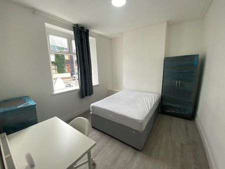 5 bedroom house to rent - Photo 2