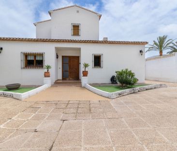 Villa in Calpe / Calp, for rent - Photo 4