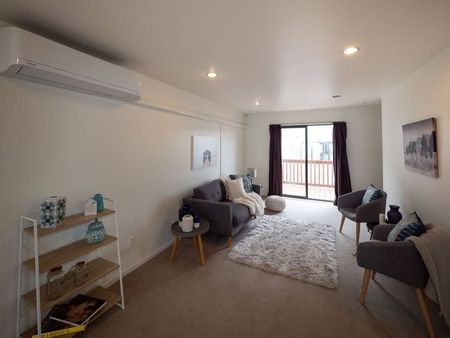 11/11 Gordon Place, Newtown - Photo 2
