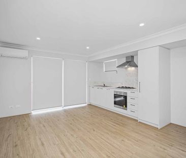 Modern Coastal Living, Perfectly Sized - Photo 5