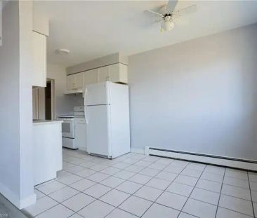 371 DALE Crescent Unit# 10 | 371 DALE Crescent Unit# 10, Waterloo - Photo 1