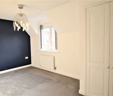 St Briavels Close, Tuffley, Gloucester, GL4 - Photo 2