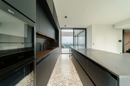 DESIGNERPENTHOUSE MIT PRIVATEM POOL, DACHTERRASSE & SMART HOME | 1050 WIEN - Foto 2