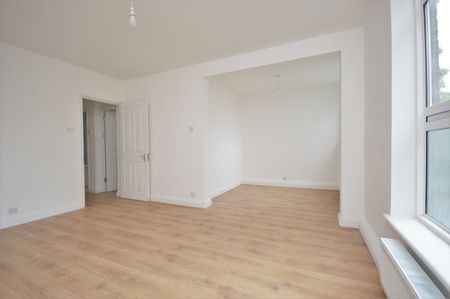 Flat to rent - Clarendon Rise, London, SE13 - Photo 5