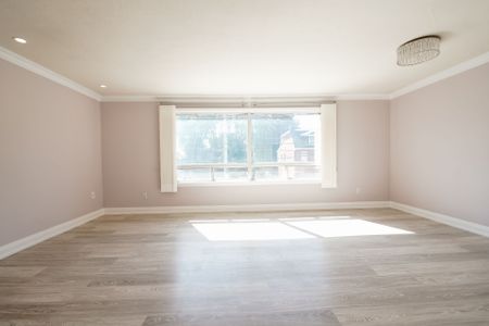 For Lease - 11 Mississauga Road Unit# Upper, Mississauga, Ontario - Photo 4