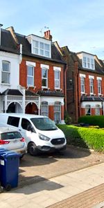 Woodside Park Road, North Finchley, London, N12 8RT - Photo 3