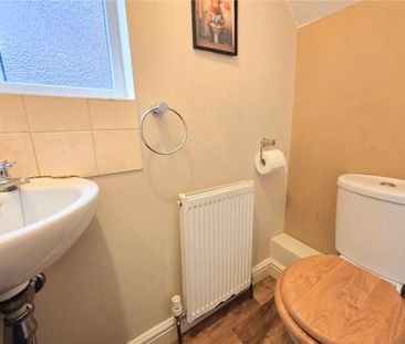 3 bed semi-detached house to rent in Wyburns Avenue, Rayleigh, SS6 - Photo 6