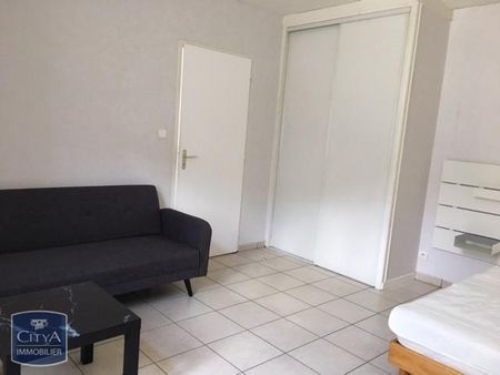 Location Appartement 1 pièce 29m² BOURG EN BRESSE 01000 - Photo 4